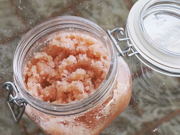 VOLCOM WOMEN&#039;S DIY - COCONUT BODY SCRUB WITH ROSE OIL AND HIMALAYAN SEA SALT